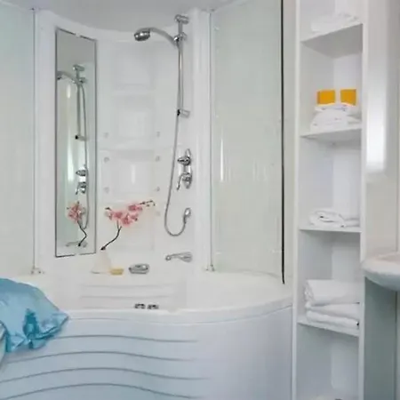Bed & Breakfast La Rosa Dei Venti 2*