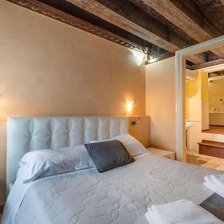 Apartment Doge Morosini Palace By Wonderful Italy