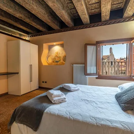 Doge Morosini Palace By Wonderful Italy * Venice
