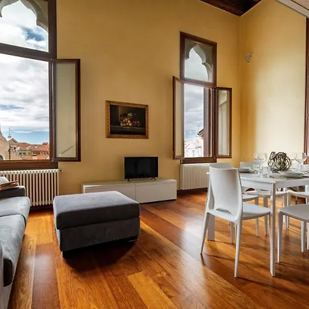 Doge Morosini Palace By Wonderful Italy * Venice