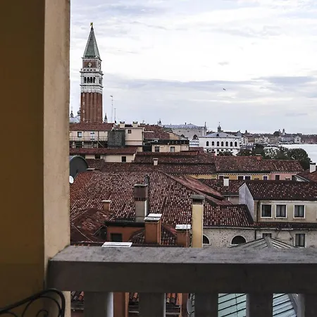 Bauer Il Palazzo Szálloda Velence