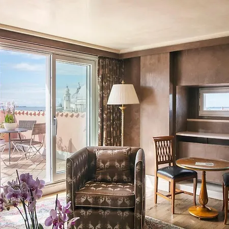 Bauer Il Palazzo Szálloda 5*