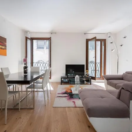 Appartamento San Marco Prestige With Terrace By Wonderful Italy *