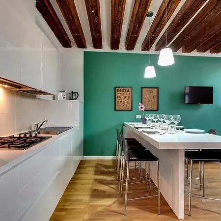 Cannaregio With Garden By Wonderful Italy Apartment Venedig