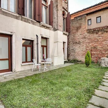 Cannaregio With Garden By Wonderful Italy * Venedig
