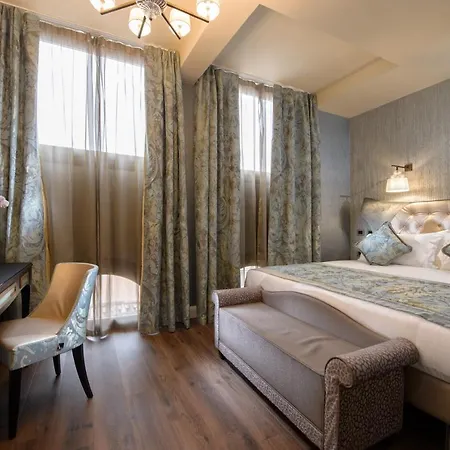 Hotel Palazzo Veneziano - Collection 4*