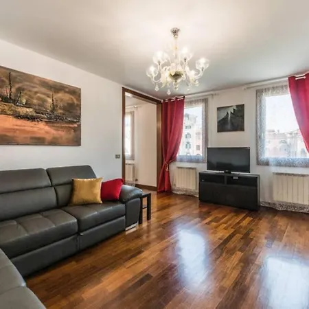 شقة Rialto With Canal Grande View