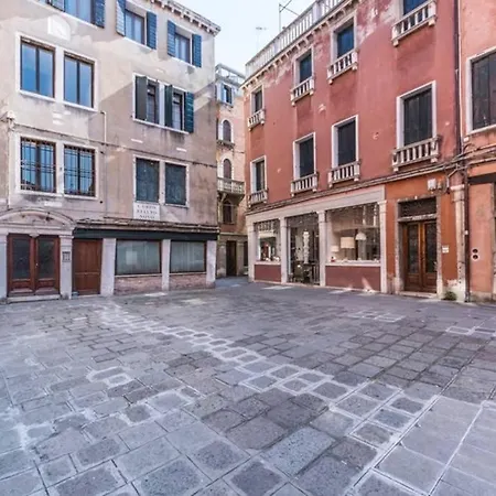 Rialto With Canal Grande View * Venise