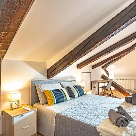 Rialto With Canal Grande View Appartement *