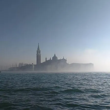 Apartment Venezianischer Palazzo Mit Kostenlosen Wlan Naehe Markusplatz *