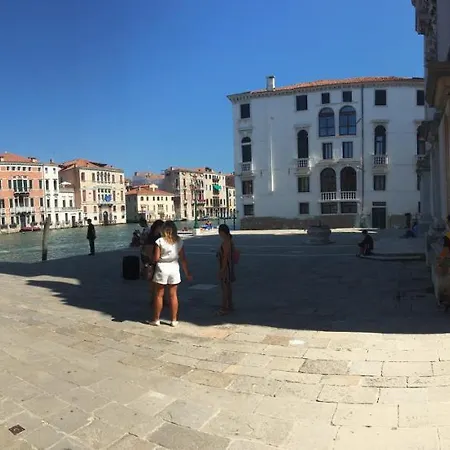 San Stae Casa Aurora Daire *