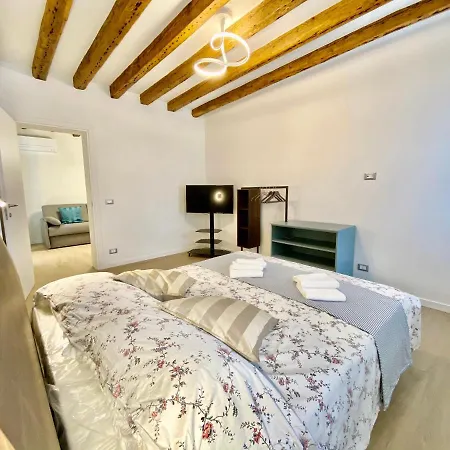 House New Wi Fi Island Ξενοδοχείο με διαμερίσματα