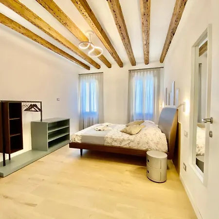 House New Wi Fi Island Ξενοδοχείο με διαμερίσματα