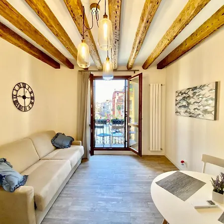 Ξενοδοχείο με διαμερίσματα House New Wi Fi Island