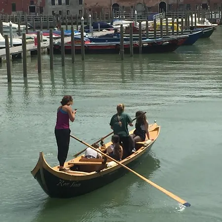 Tintoretto 4, 3 Grandi Da Letto, 2 Bagni Apartment Venice