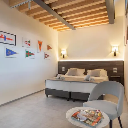 8 Loft