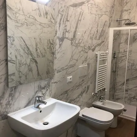 Tintoretto 4, 3 Grandi Da Letto, 2 Bagni *