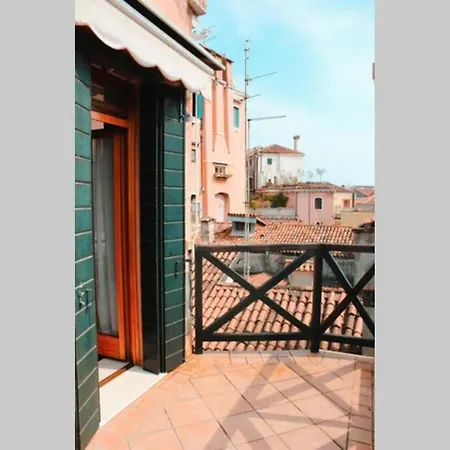 Bellissima Casa Vicino Biennale Grande Terrazza ! Venice
