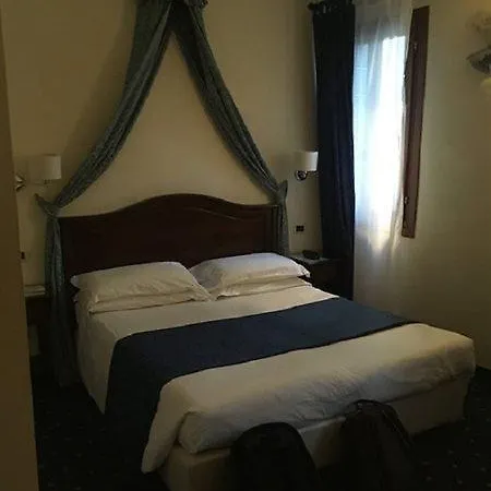 Residenza Rivo Alto Pensión 3*