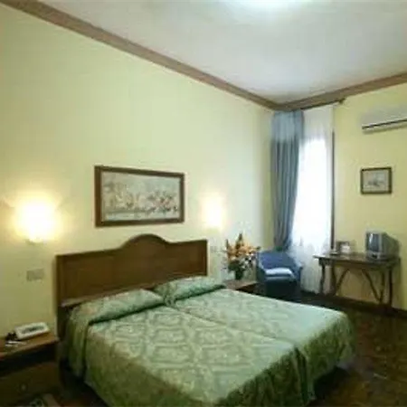 Hotel Florida