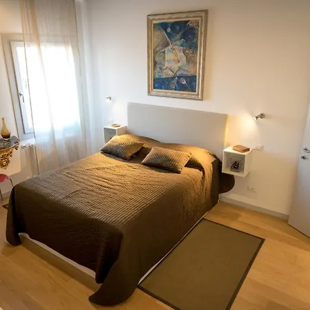 Specchieri Venice