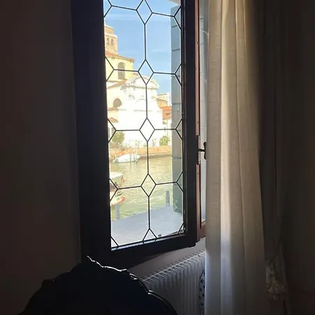 Canal Riva De Biasio Affittacamere 2*