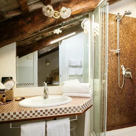 Ca' San Giorgio Bed & Breakfast 2*