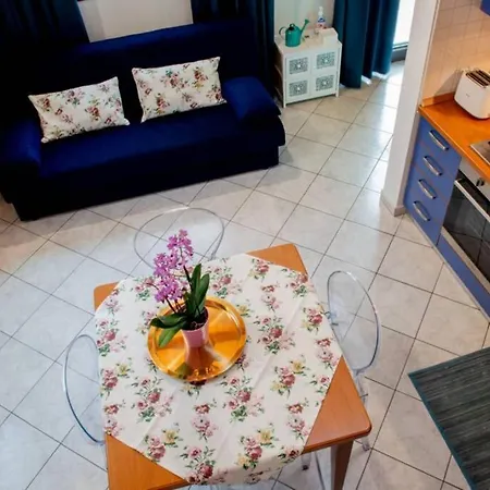 Stella Marina 6 *