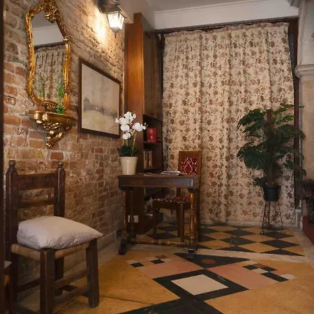 Ca' Morosini 1 & 2 Guest house