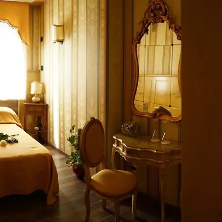 Ca' Morosini 1 & 2 Guest house