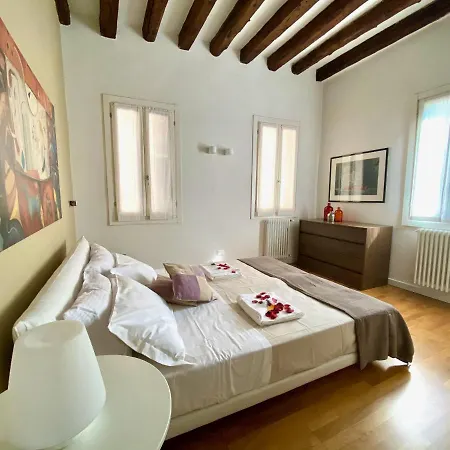 Maison Venitienne Apartment