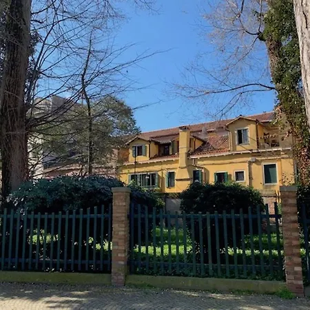 Apartment Ca Lorosa Cosy And Comfortable Loft At Castello Venice