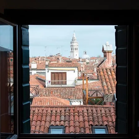Apartment Lion Rooftop Novita' Venice