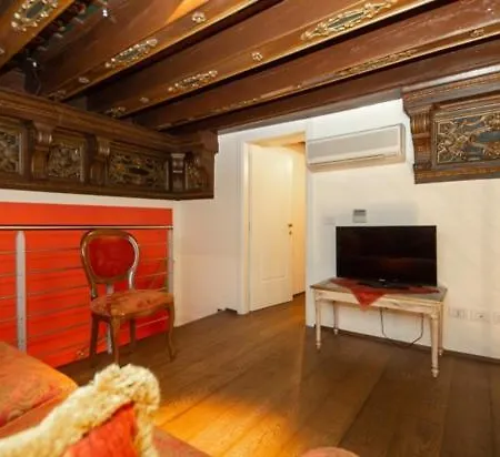 Luxury San Marco Experience דירה