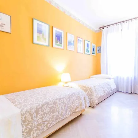 Apartment Art Painting With Canal View Venice