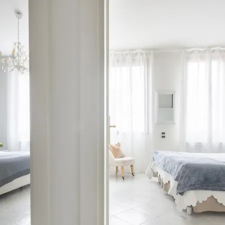 Ca Del Mar Luxury Apartment *