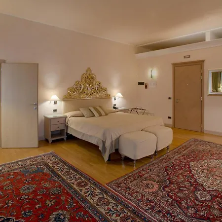 Liassidi Palace Hotel Venecia