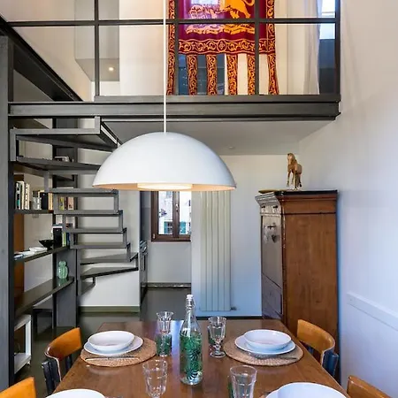 Mansardina - 1 Min From Accademia - Duplex Stylish And Cosy Apartment