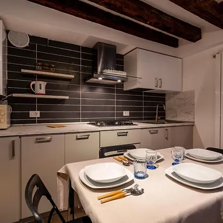San Giacomo Pied-a-terre House By Wonderful Italy Appartamento *