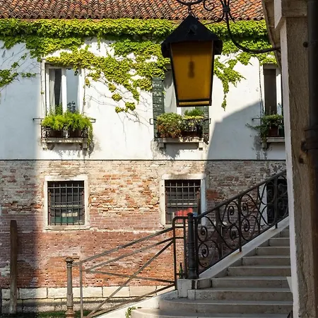 San Giacomo Pied-a-terre House By Wonderful Italy Apartment Venedig