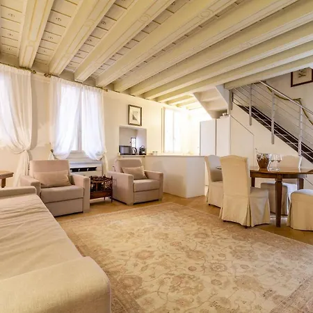 Gondola Luxury - Campo Santi Filippo E Giacomo By Wonderful Italy Apartment