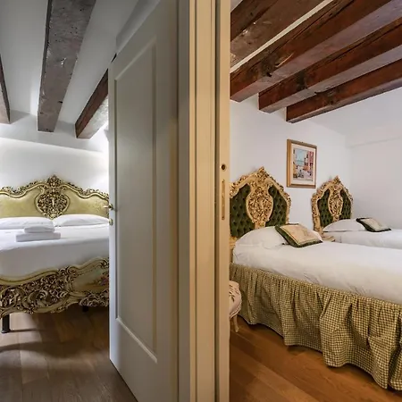 Gondola Luxury - Campo Santi Filippo E Giacomo By Wonderful Italy Apartment *