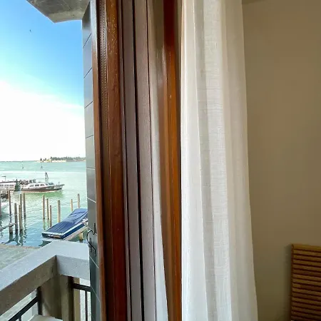 Ca' Monica Panoramic-canal View, Biennale Apartment