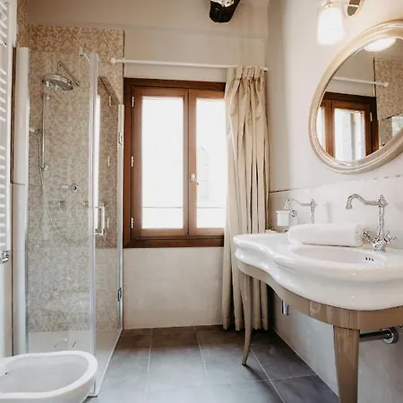 Casa Virginia Direct At The Canal Cannaregio With Own Roof Terrace Apartment *