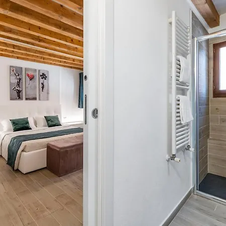 Apartament Palazzo Preziosa - Rialto *