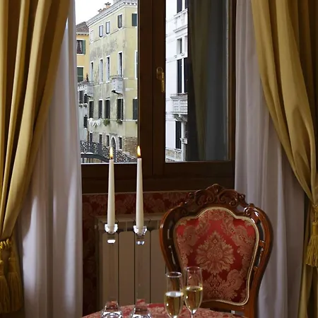 Al Palazzetto 2* Venetië