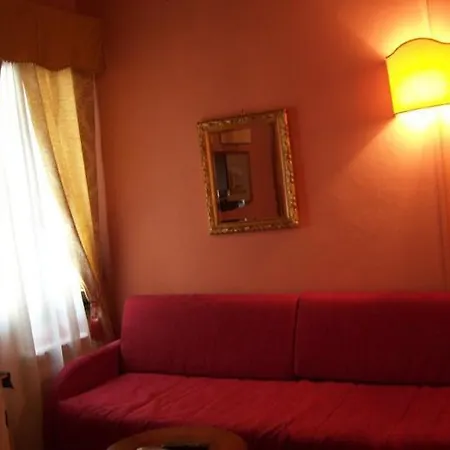 Panzió Alloggi Serena 2*