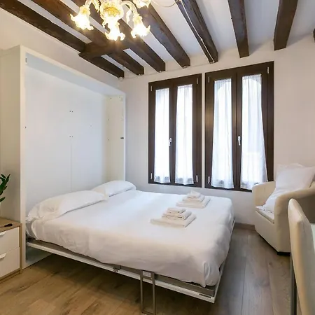Bed & Breakfast Rialto 707