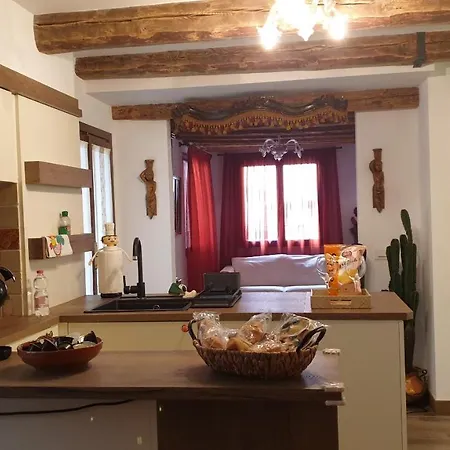 Ca' De' Kocai Apartment *