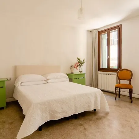 Apartment Melusina Homes